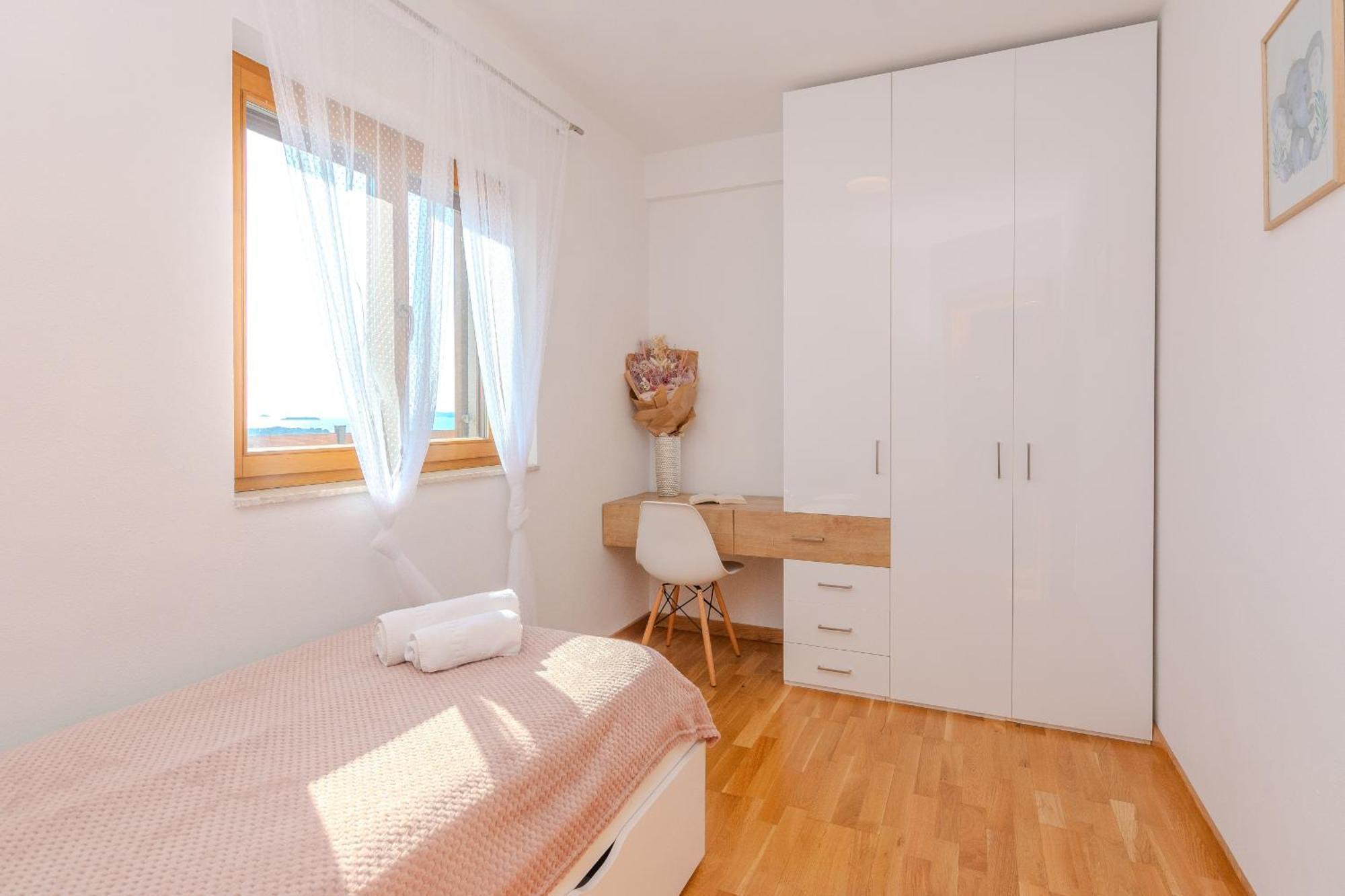 Holiday Home Lucy Pakoštane Dış mekan fotoğraf