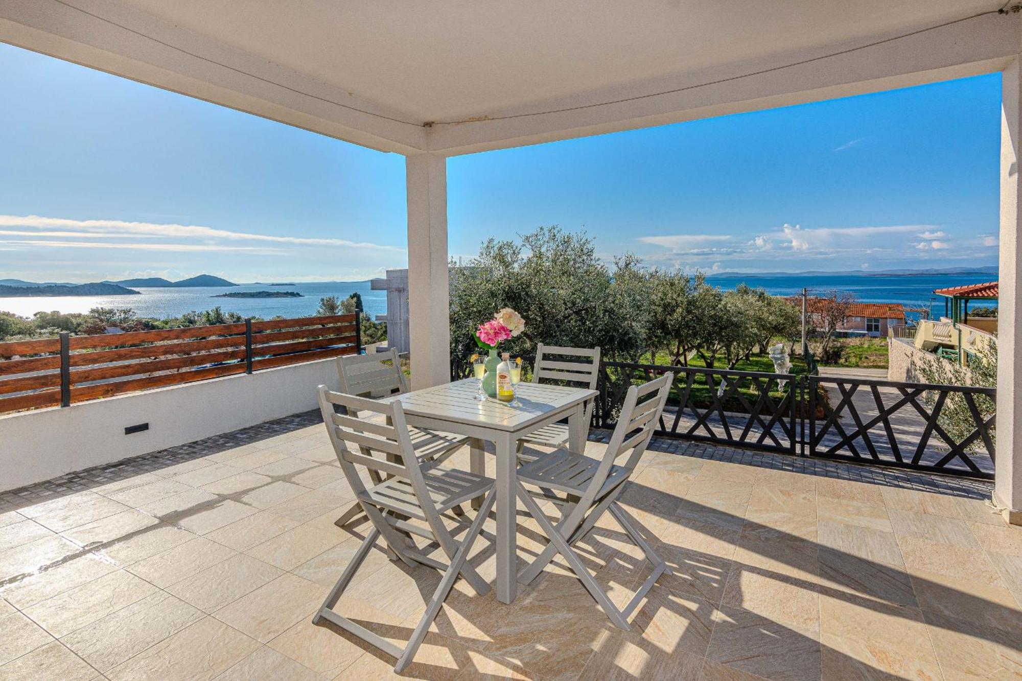 Holiday Home Lucy Pakoštane Dış mekan fotoğraf